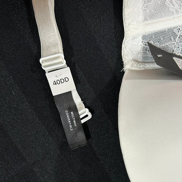 Déesse Lingerie - Balconette Bra w/removable straps - white - NWT - 40DD - Picture 4 of 9